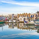 Naxos Cental Double Semi Basement Private Balcony 200m From Villa Naxos City