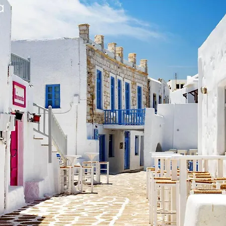 Villa Naxos Cental Double Semi Basement Private Balcony 200m From