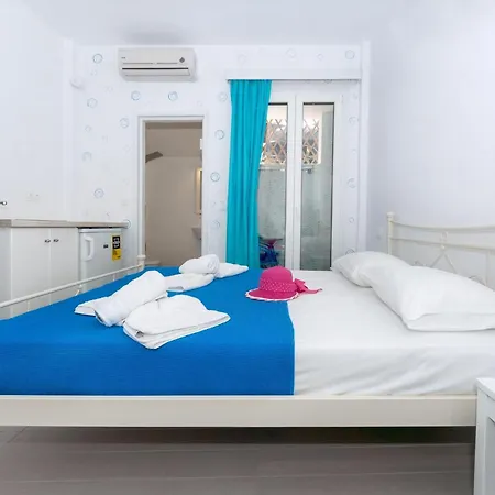 Naxos Cental Room Double Room Semi Basement Private Balcony 200M From St, George Beach City Views Saint George
